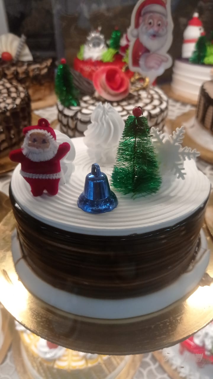Blueberry Christmas santa cake